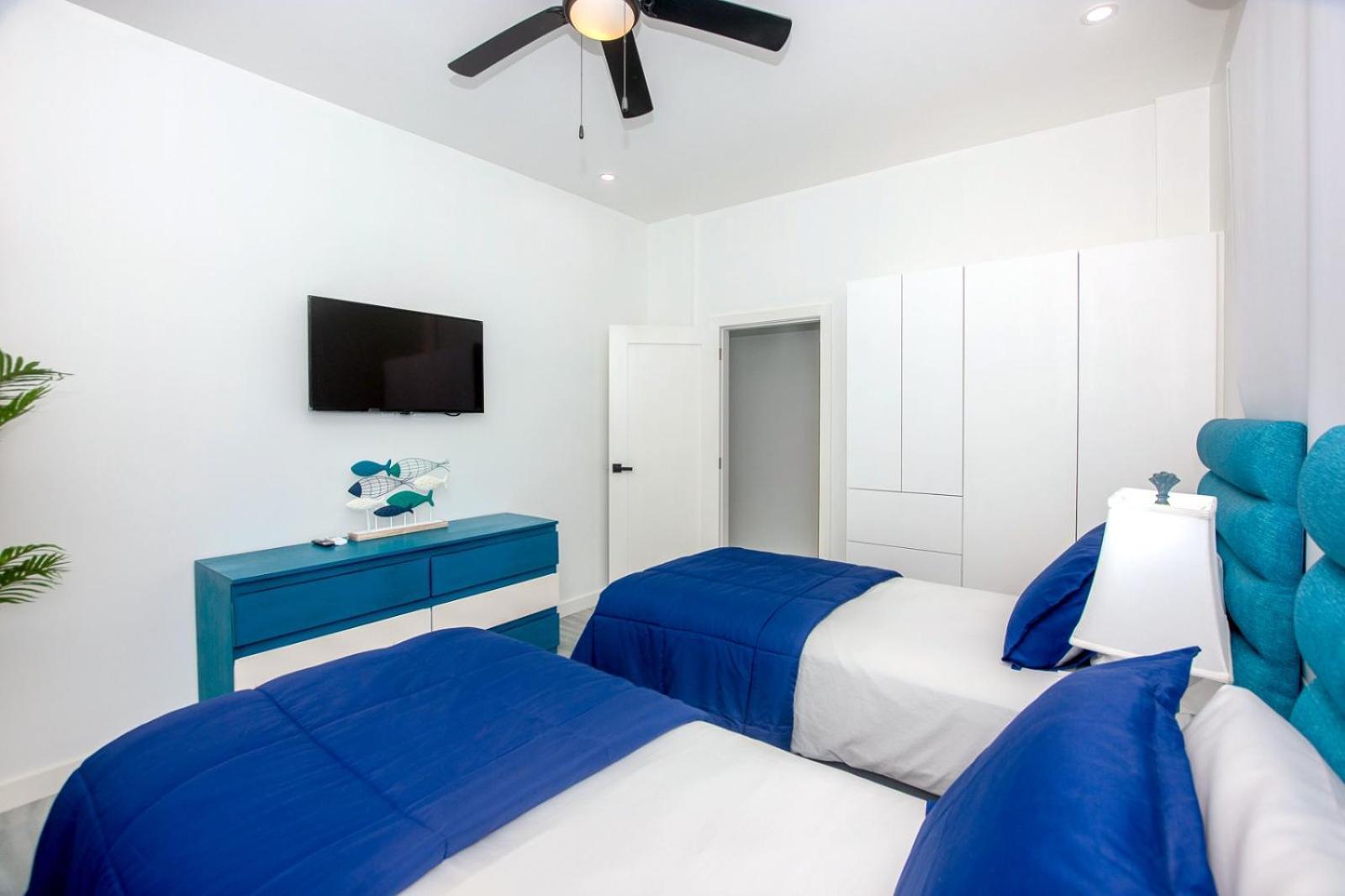 Acqua Di Mare Resort West Bay Εξωτερικό φωτογραφία