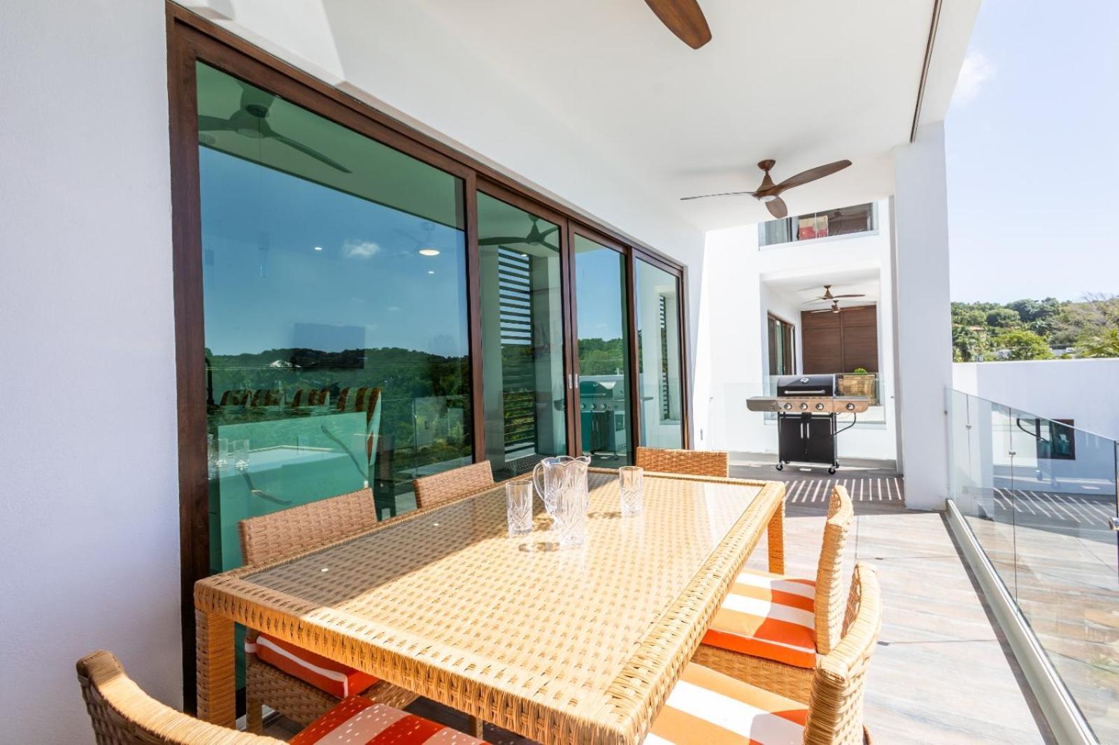 Acqua Di Mare Resort West Bay Εξωτερικό φωτογραφία