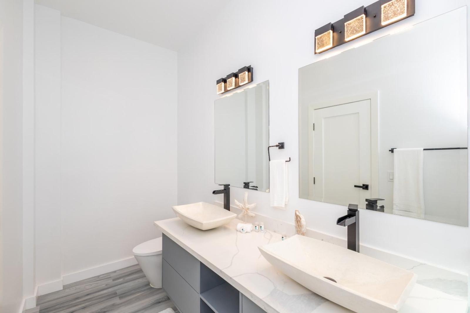 Acqua Di Mare Resort West Bay Εξωτερικό φωτογραφία