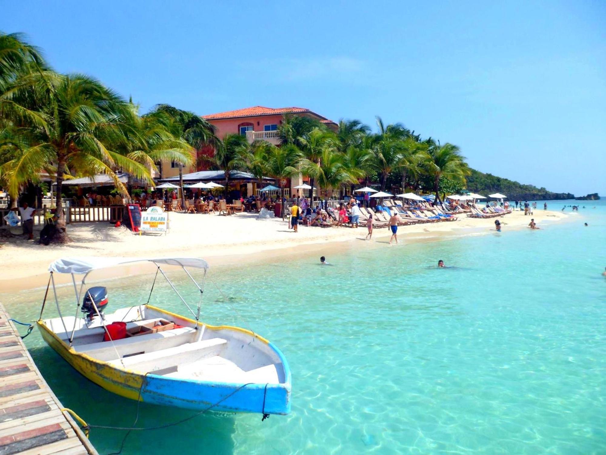 Acqua Di Mare Resort West Bay Εξωτερικό φωτογραφία