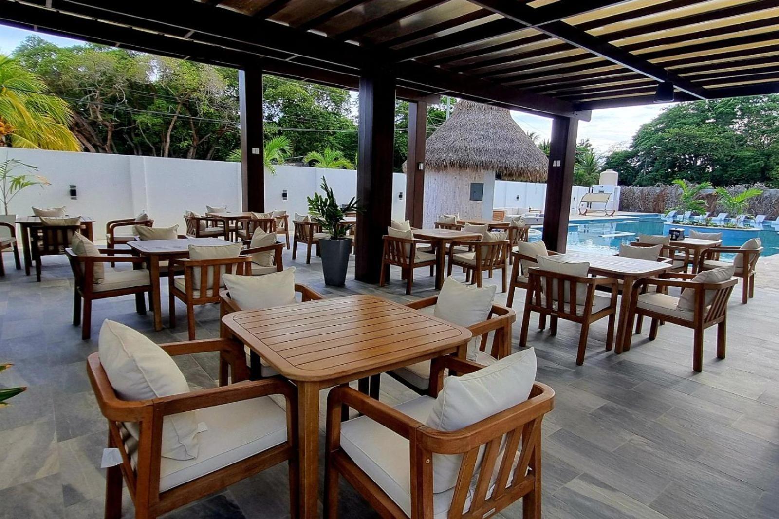 Acqua Di Mare Resort West Bay Εξωτερικό φωτογραφία